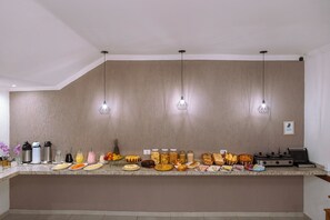Gratis frukostbuffé varje dag 