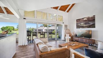 Condo, 2 Bedrooms | Living area | Smart TV