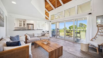 Condo, 2 Bedrooms | Living area | Smart TV