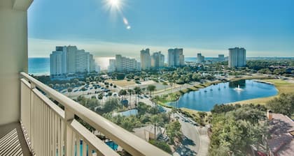 Stunning 11th floor Ocean/Golf views, Resort, Wifi