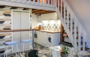 Interior - Awesome apartment in Montmartin-sur-Mer with heated swimming pool (Montmartin-sur-Mer)