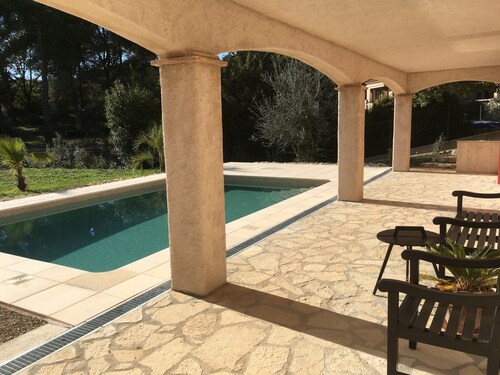 VILLA WITH SWIMMING POOL BETWEEN SEA AND MOUNTAIN VAR CENTER