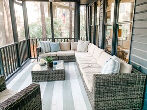 Televisión, chimenea y tenis de mesa 