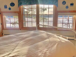 Premier House, 4 Bedrooms, Lake View, Lakeside