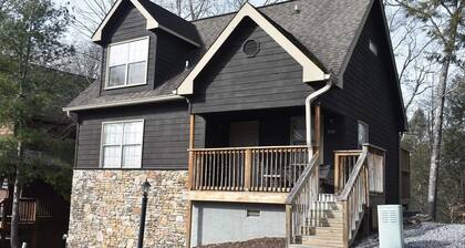 Brookstone Retreat: Your Tranquil Oasis in the Smokies