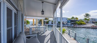 Canal front, dockage, 2 bedroom,  2 bath