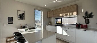 Ruataniwhat Retreat - Free WIFI