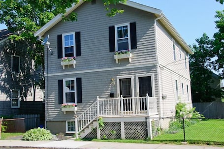 Exterior. Atlantic Street Guesthouse - The Best Kept Secret!