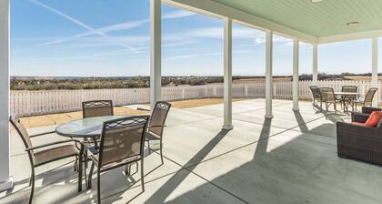Four Gables cabin in the pasture
