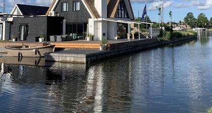 Very luxurious and new vacation villa