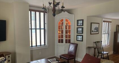 Dollhouse in Central Historic St Michaels