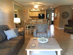 Smart TV, fireplace, DVD player