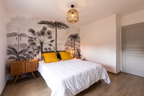 3 bedrooms, iron/ironing board, WiFi