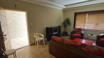 Televisión y reproductor de DVD