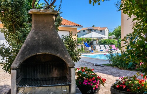 Awesome home in Nedescina with WiFi