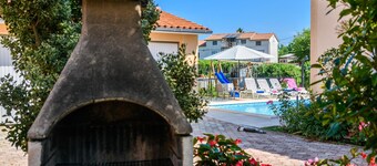 Awesome home in Nedescina with WiFi