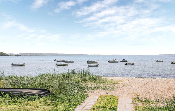 Beach nearby, fishing