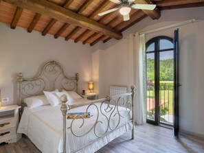 3 bedrooms, Internet