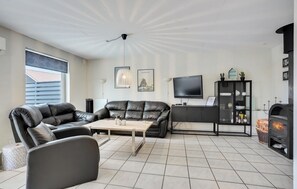 Tv, pejs, dvd-afspiller