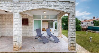 Tolles Haus in Premantura mit WLAN