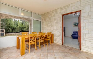 Dining - 5 bedroom beautiful home in Premantura (Premantura)