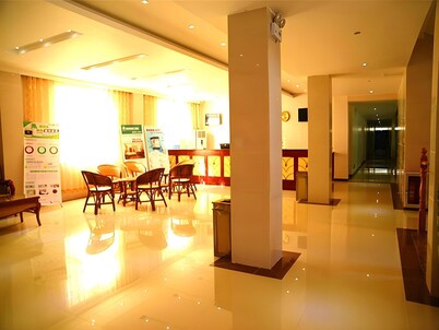 Greentree Inn Express Hotel (Guangzhou Road, Heze Development Zone)