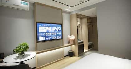 Greentree Inn Chifeng Linxi Ronglin Homeland Express Hotel