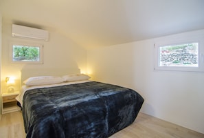 Hus (Holiday Home with Outdoor Pool and Se) | 1 soveværelse, baby-/barnesenge (tillægsgebyr)