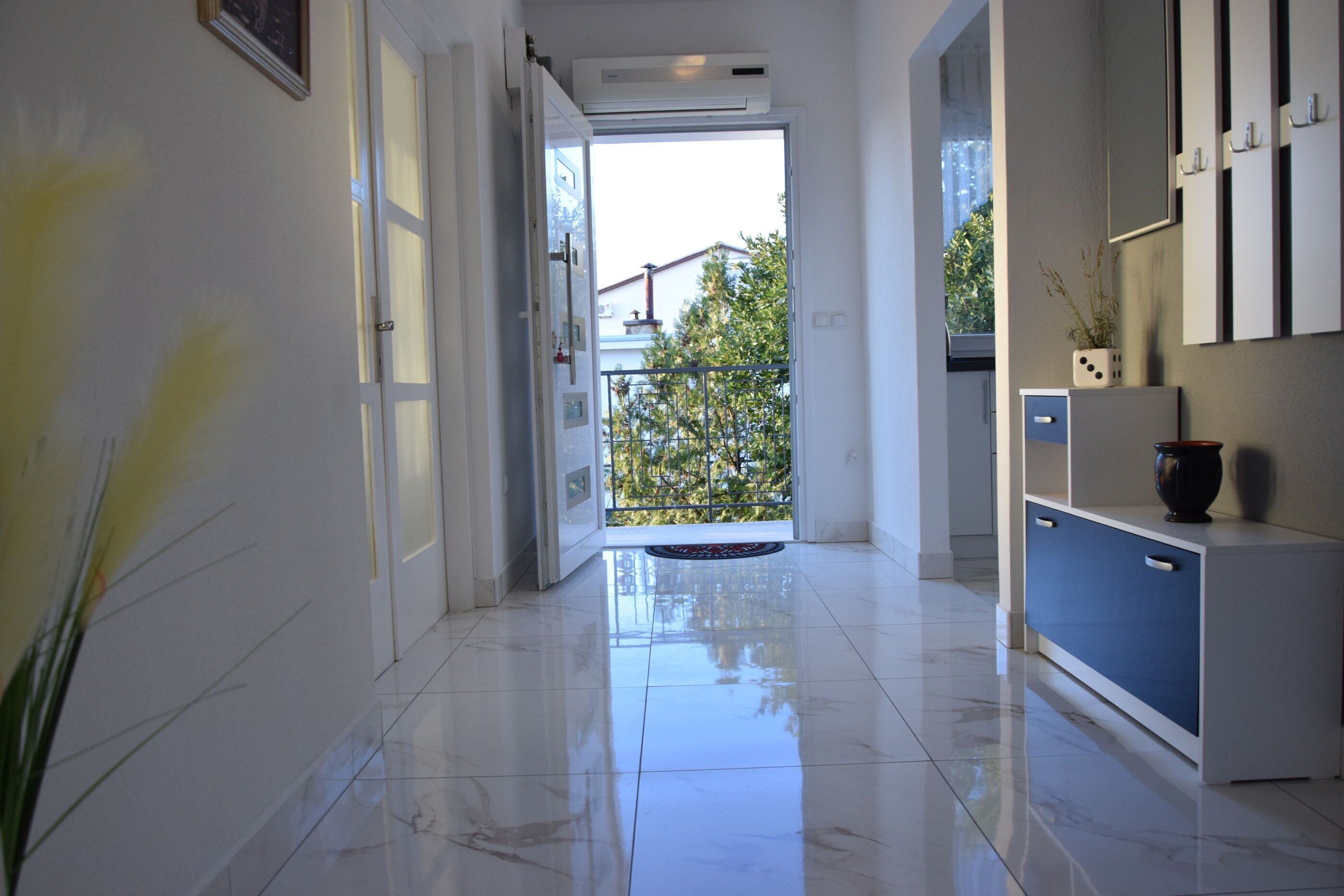 Huoneisto (A1) | Sisätilat