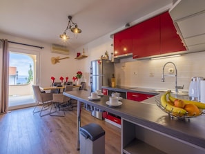 Private kitchen | Fridge, stovetop, espresso maker, electric kettle