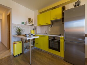 Cozinha privada | Geladeira, cooktop, máquina de café expresso, chaleira elétrica