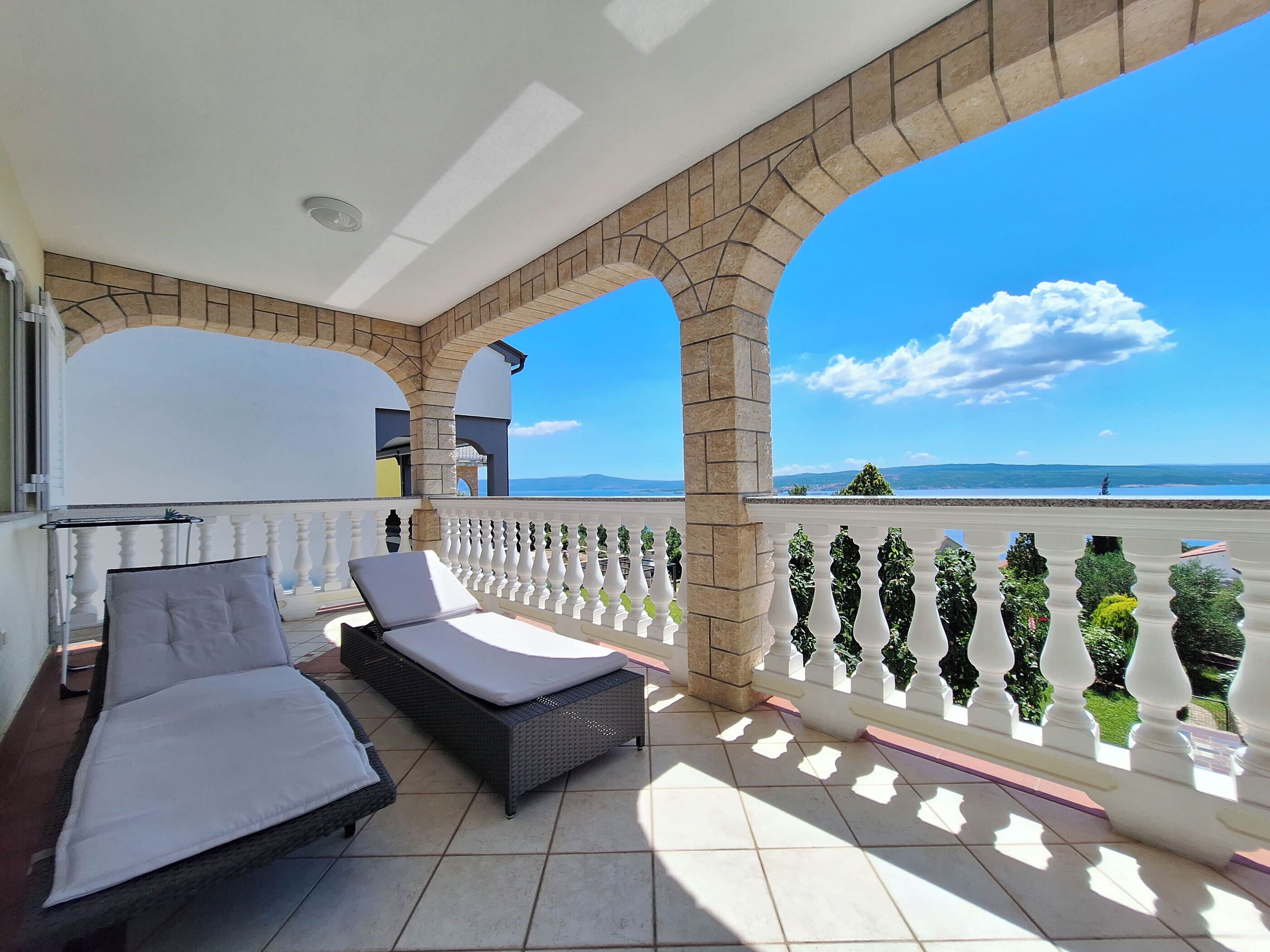 Apartment (A2) | Balcony