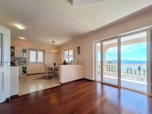 Apartment (A2) | Interior