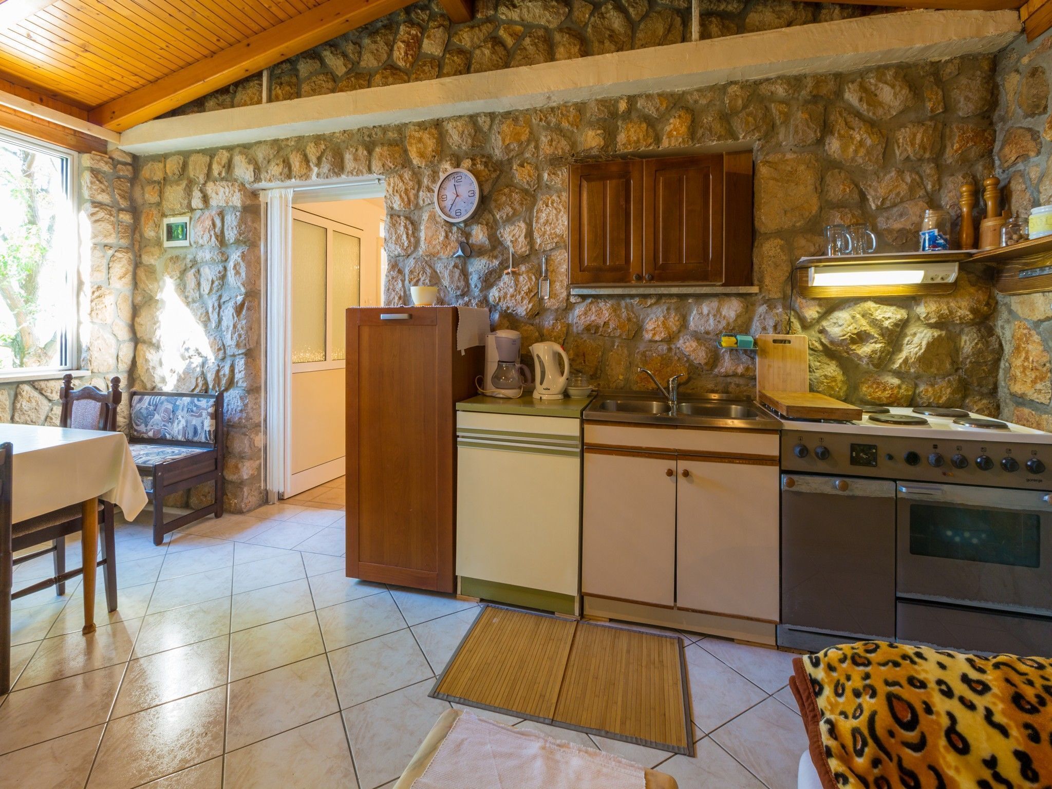 私人厨房 | 冰箱、炉灶、意式浓缩咖啡机、电热水壶