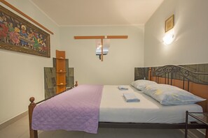 4 bedrooms, free WiFi