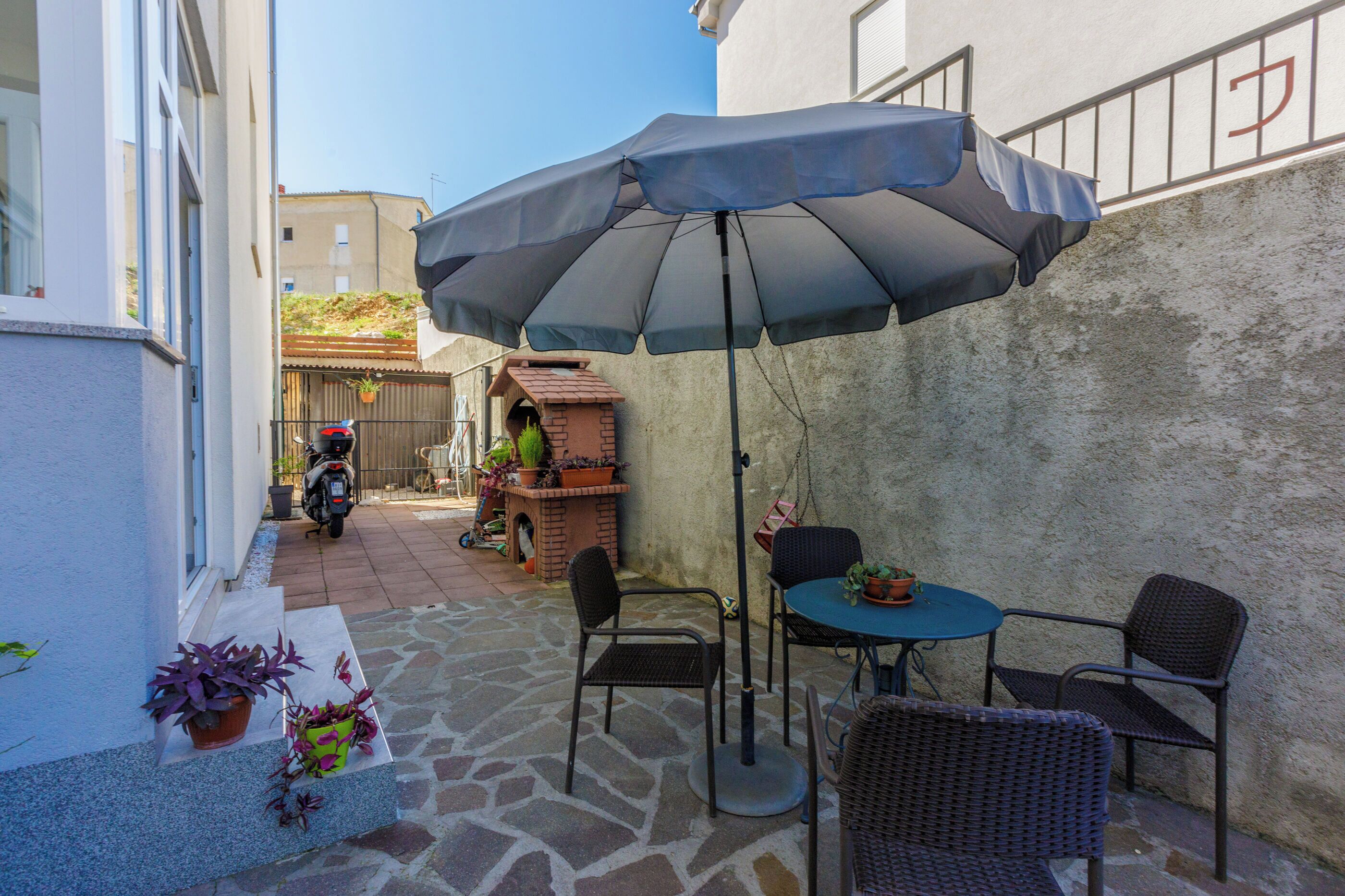 Grill-/Picknickplatz