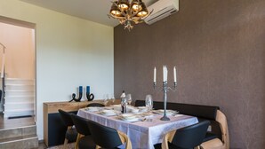 Sınıflandırılmamış resim, 76 üzerinden 2, düğme