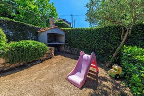 Grill-/Picknickplatz