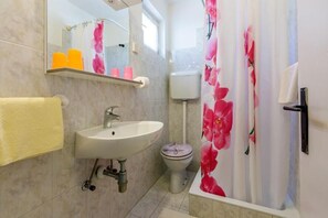 Apartment (A3) | Badezimmer