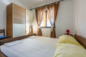 1 bedroom, iron/ironing board, free WiFi - Apartments Novi (Novi Vinodolski)