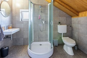 Apartment (A3) | Bathroom