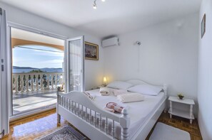 5 bedrooms, free WiFi