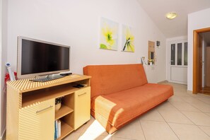 Apartment (A2) | Living room