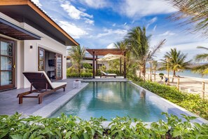 Luxury-Villa, 2 Schlafzimmer, eigener Pool (Beach Front Pool)