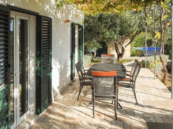 Villa (Holiday Home with Terrace, Pool and S) | Terraza o patio