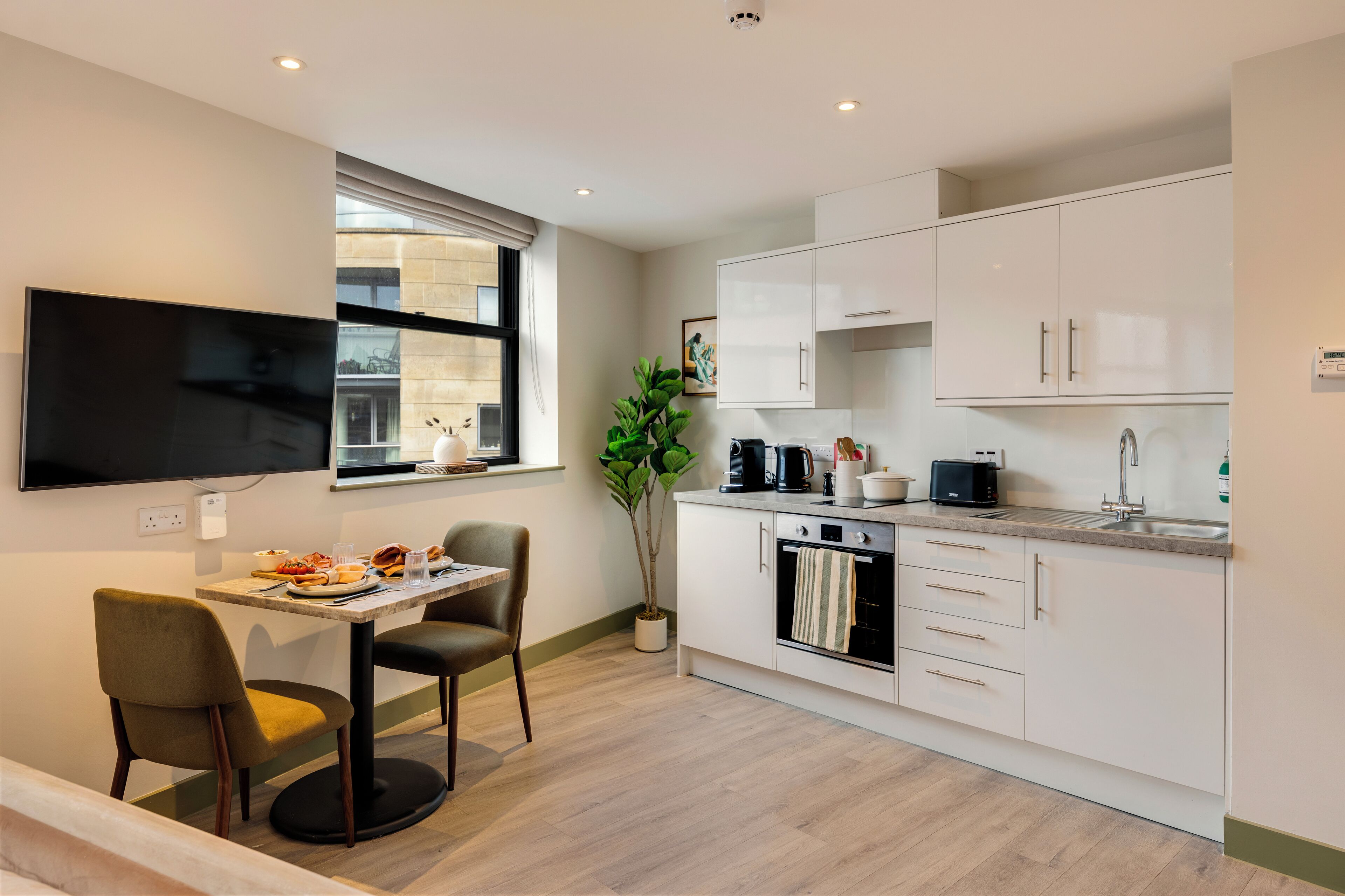 Signature Studio | Dining room