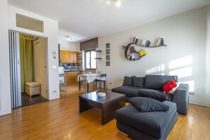 Apartment | Living area | 29-inch flat-screen TV with digital channels, TV