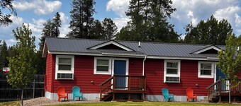 Apartment #2 | 10 Min to Glacier Park Entrance, Minutes to Glacier Park!