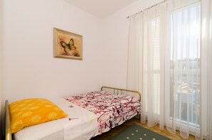 Appartement (Two-Bedroom Apartment) | 2 chambres, lits bébé (en supplément)