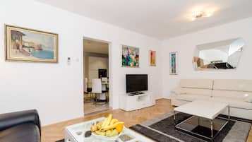 Appartamento (Two-Bedroom Apartment) | Soggiorno